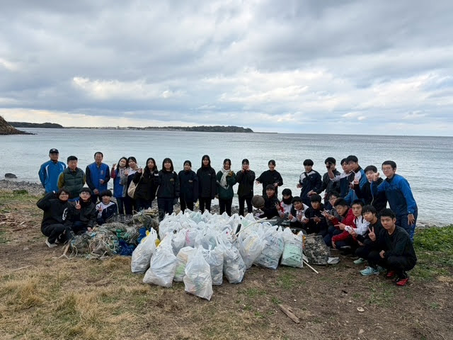 インターアクトクラブ海岸清掃in石田町塩津海岸を行いました