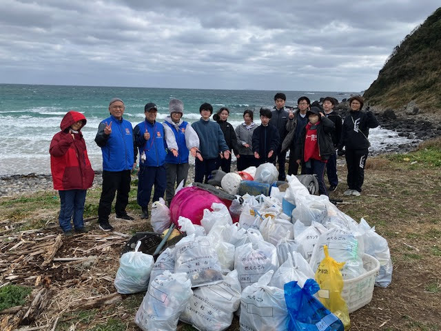 インターアクトクラブ海岸清掃in石田町塩津海岸を行いました